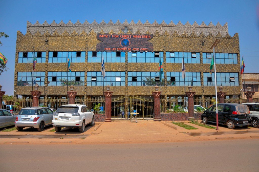 Bâtiment officiel Impact For Christ
